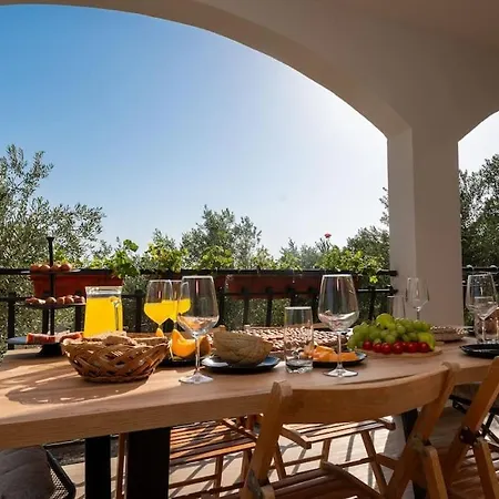 Villa Olive Garden Platinum,