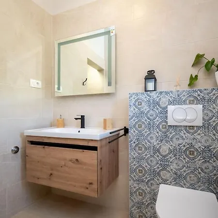 Olive Garden Platinum, Villa Posedarje