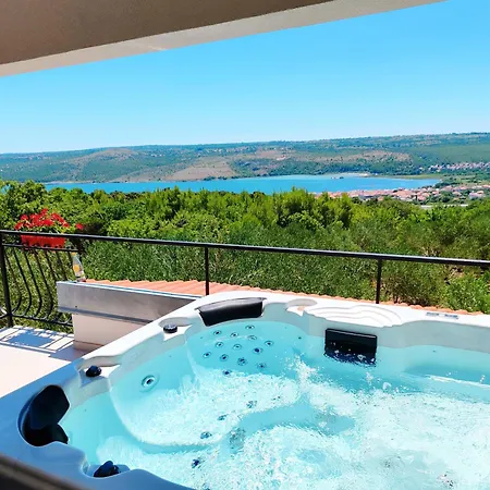 Olive Garden Platinum, * Posedarje