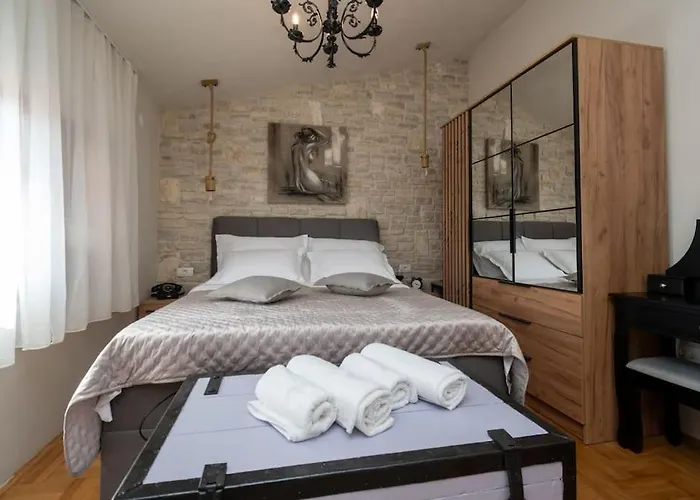 Villa Olive Garden Platinum,