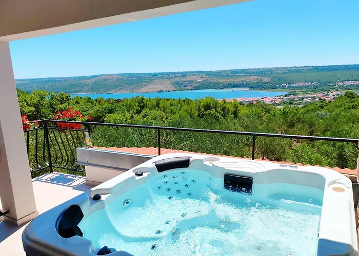 Olive Garden Platinum, * Posedarje