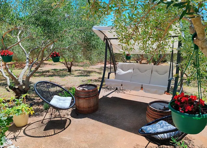 Olive Garden Platinum, Villa