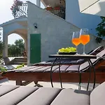 Villa Olive Garden Platinum, Posedarje