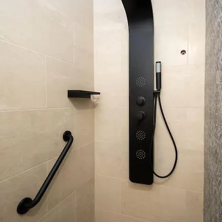 Villa Olive Garden Platinum,