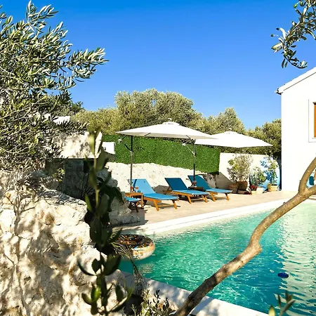 New!!! Xl Swimming Pool With Waterfall * Posedarje