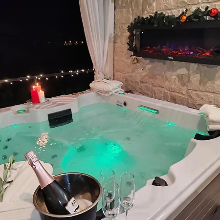 Vila Olive Garden Platinum, Posedarje