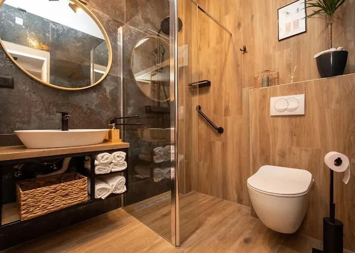 Olive Garden Platinum, Vila *