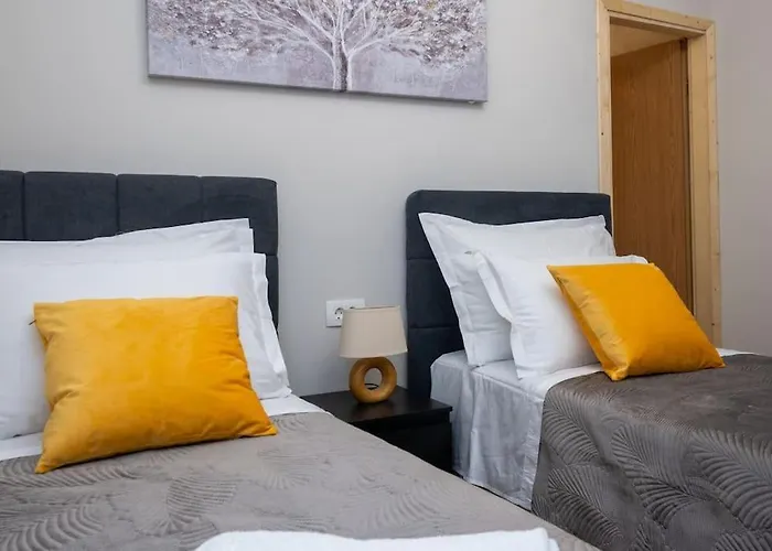 Olive Garden Platinum, *