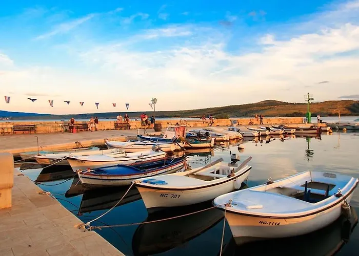 Olive Garden Platinum, Vila *